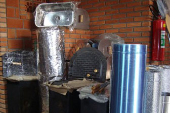 Foto de acessórios para churrasqueiras